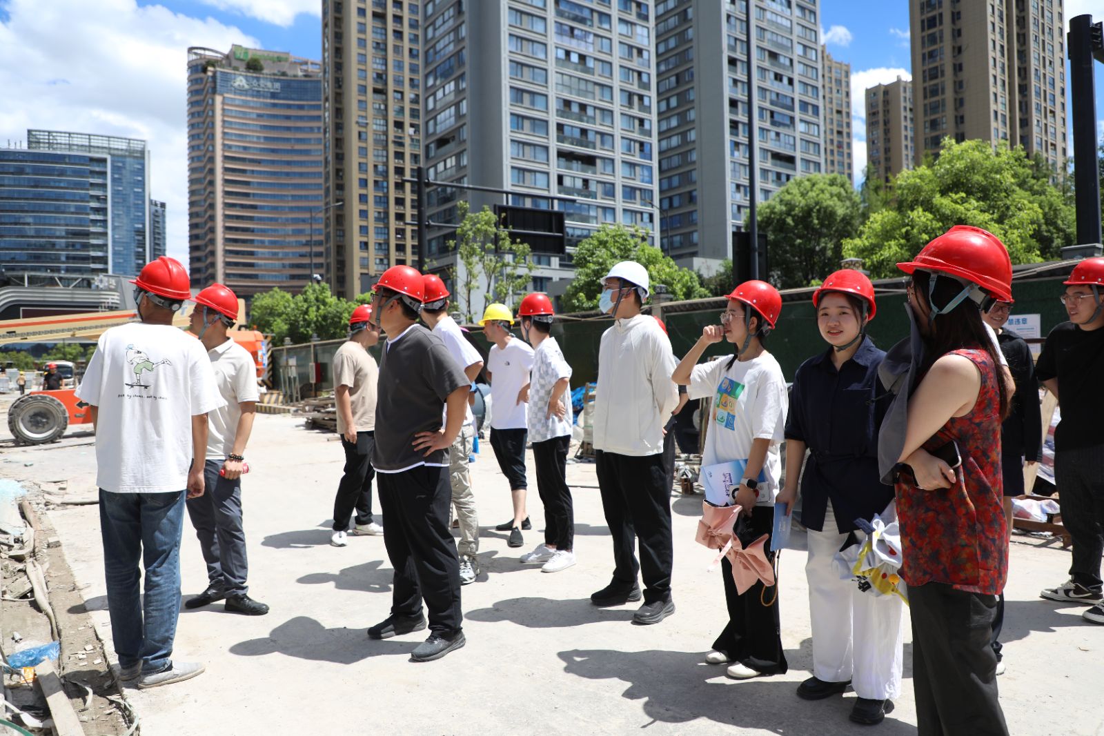 微信图片_20250814151348_459.jpg